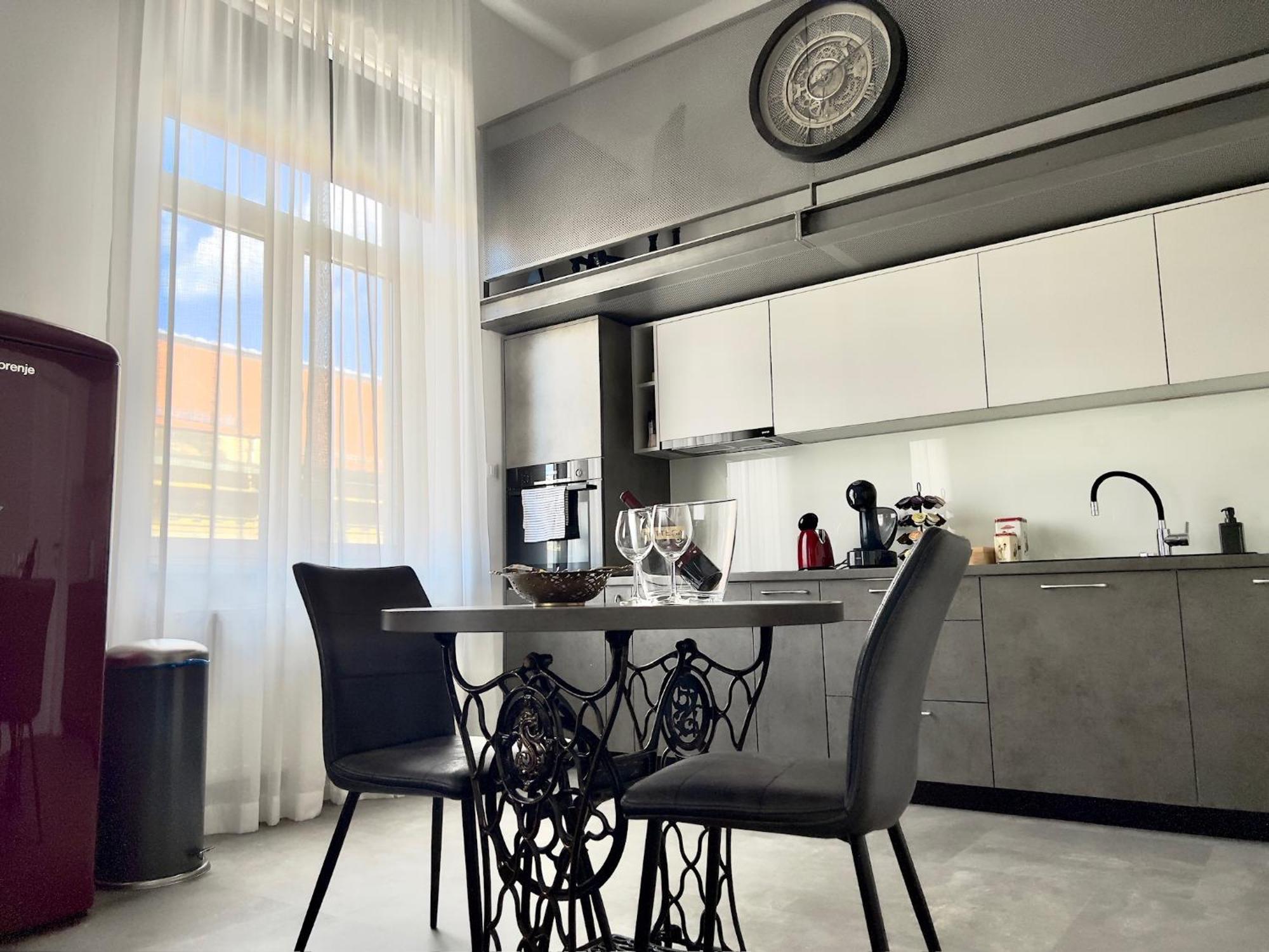 Apartamento Zagreb Industrial Charm 1 & 2 Exterior foto